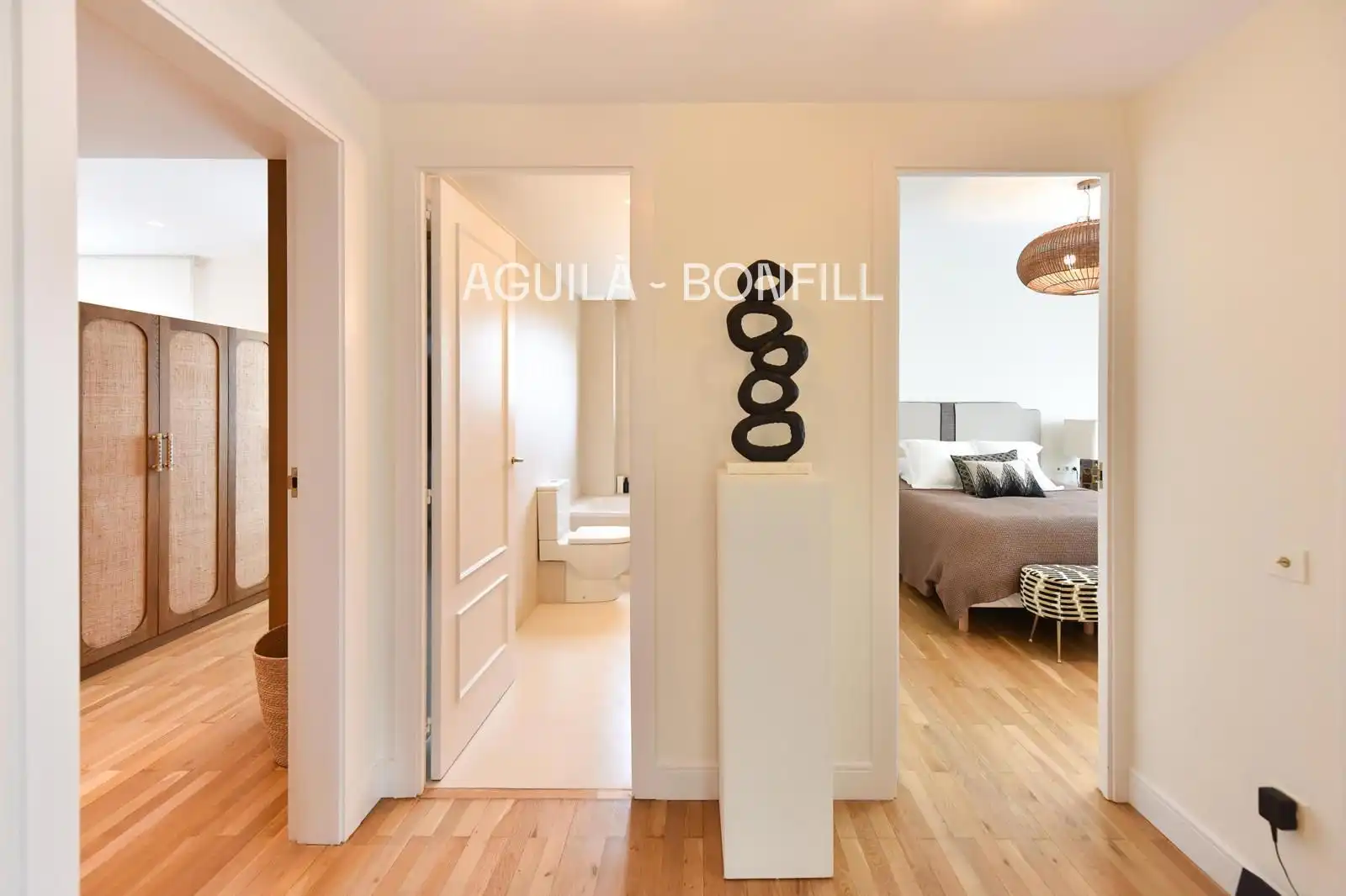 Flat for sale in Barcelona  with Air Conditioner, Heating and Parquet flooring