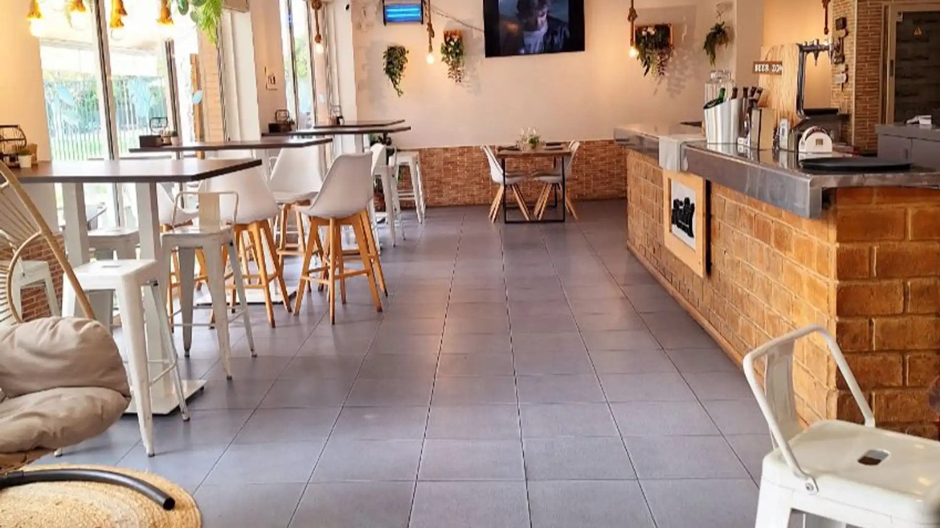 Local en traspaso en Gandia con Aire acondicionado, Calefacción y Terraza