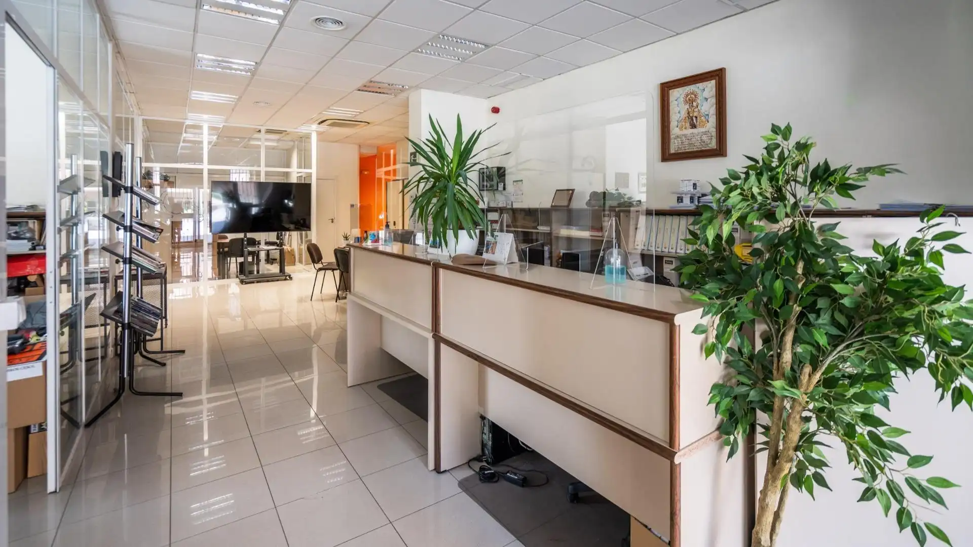 Büro zum Verkauf in Madrid mit Klimaanlage und Heizung