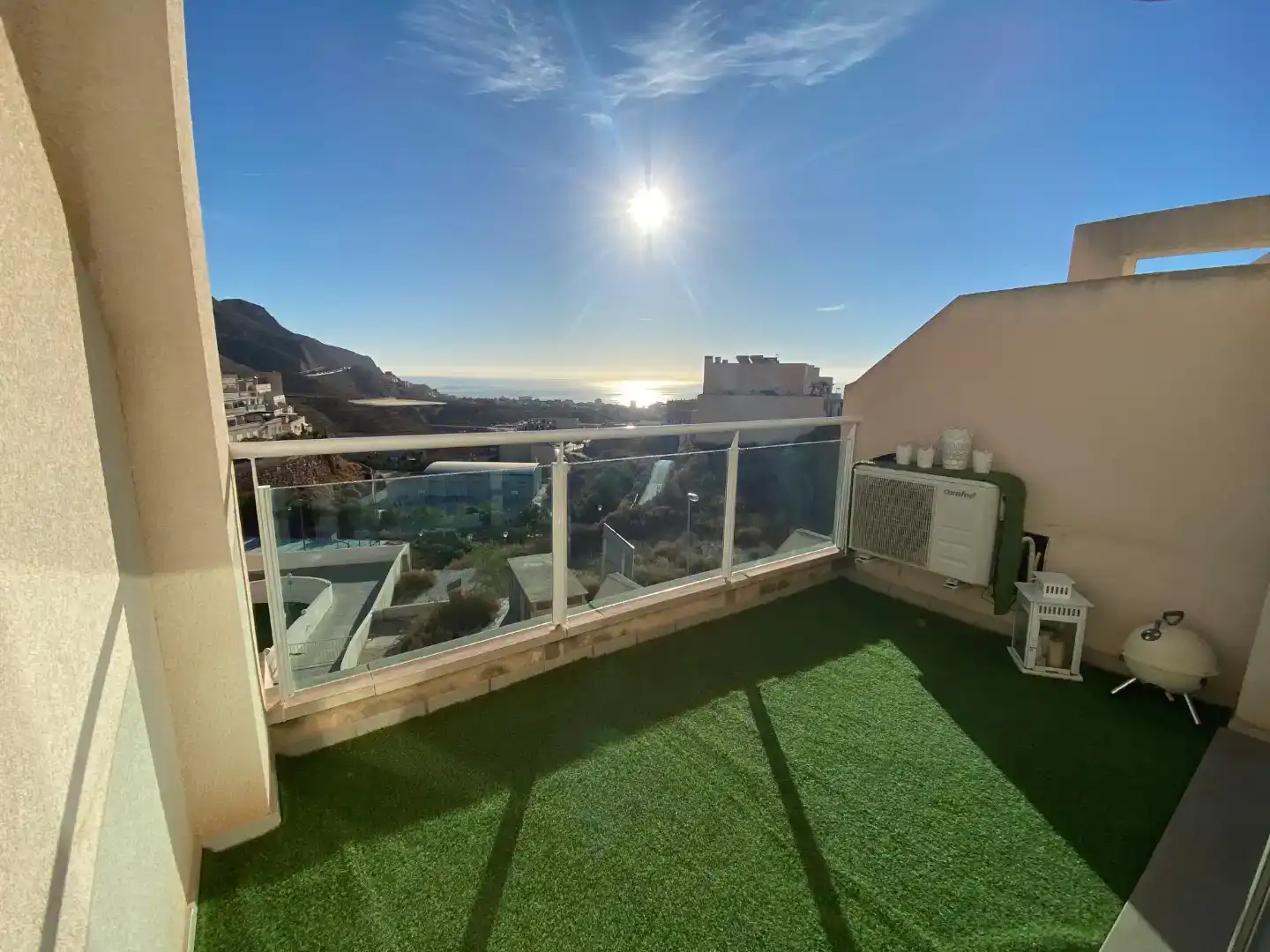 Vista exterior de Dúplex en venta en Roquetas de Mar
