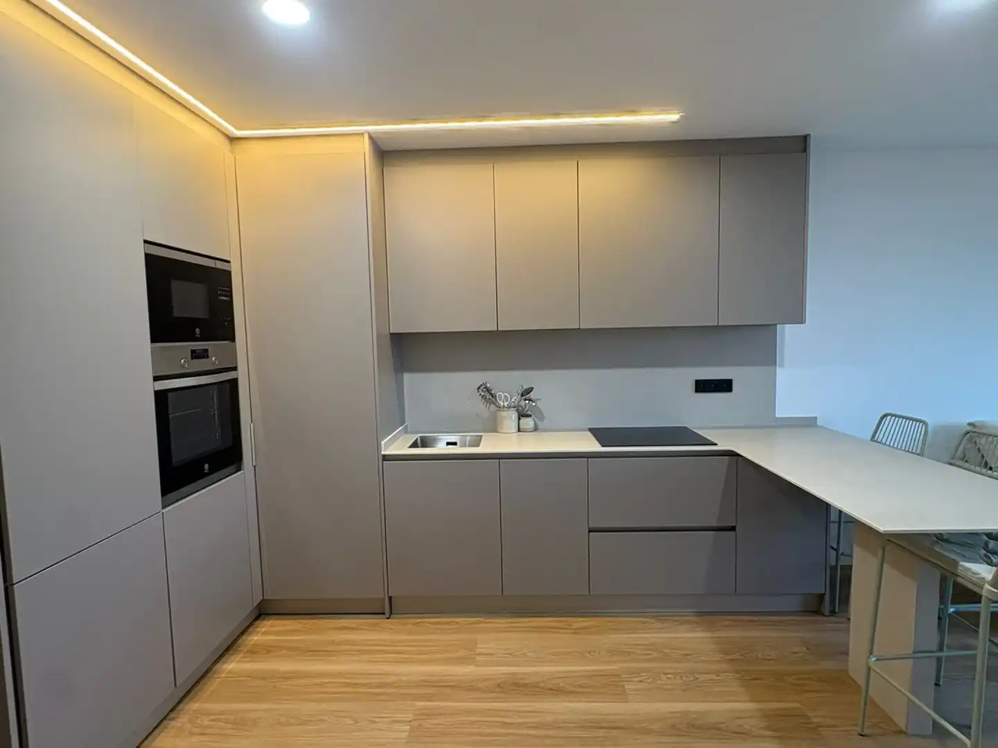 Küche von Wohnung zur Miete in Murcia mit Klimaanlage, Heizung und Terrasse
