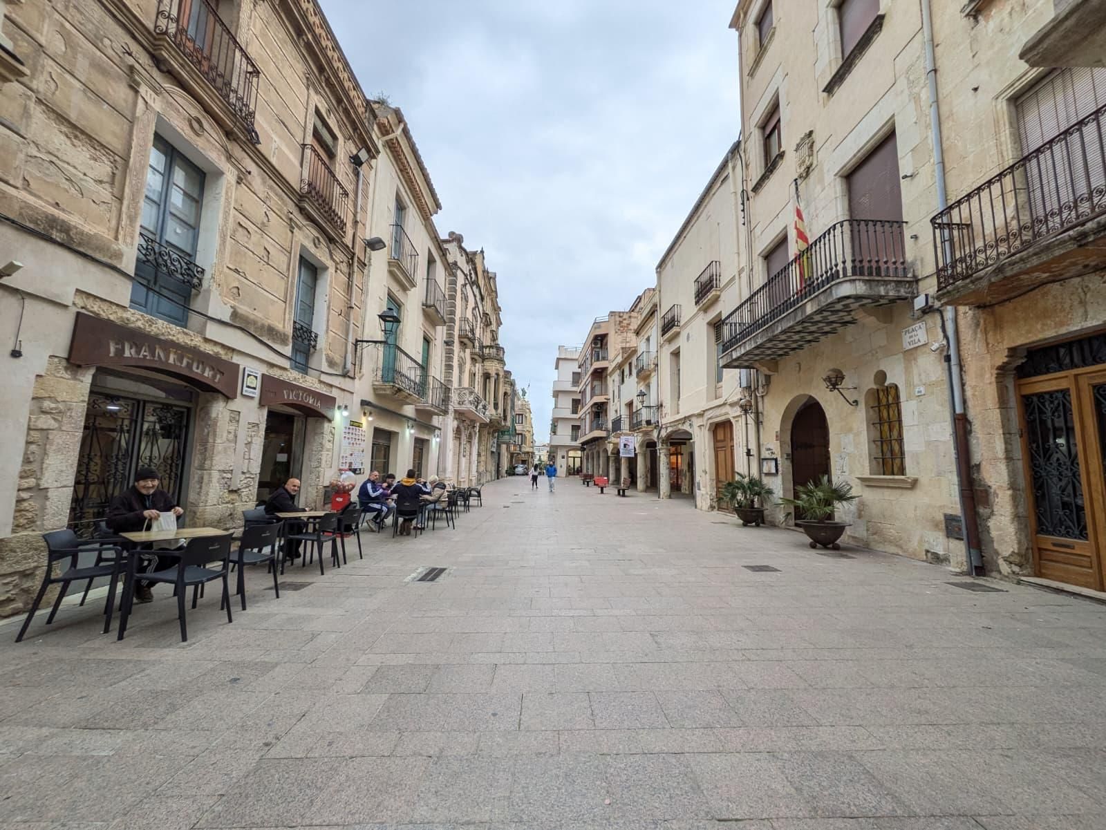 Vista exterior de Casa adosada en venda en L'Arboç amb Traster i Balcó