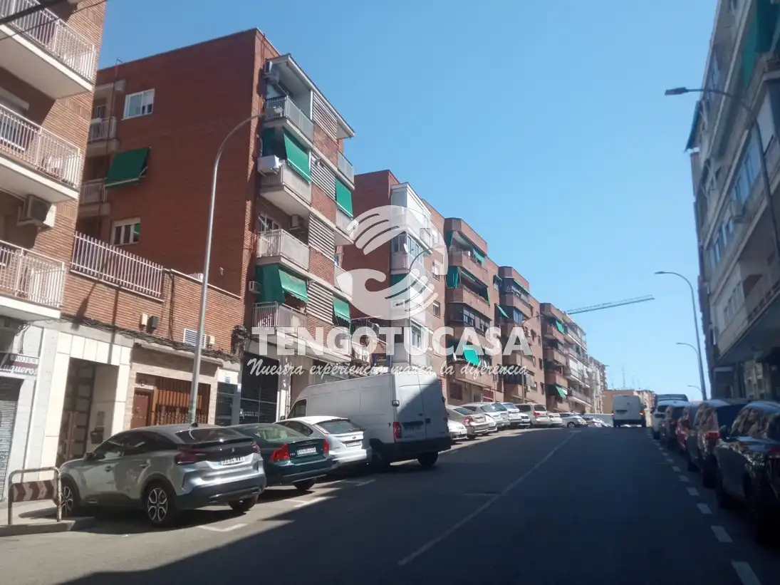Vista exterior de Piso en venta en Madrid con Aire acondicionado