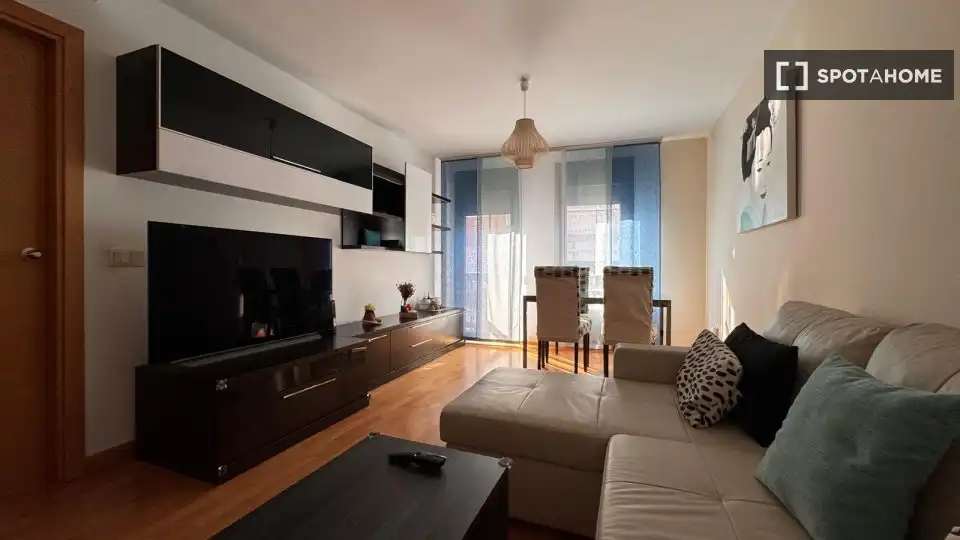 Habitació a Rosaleda - Juventud