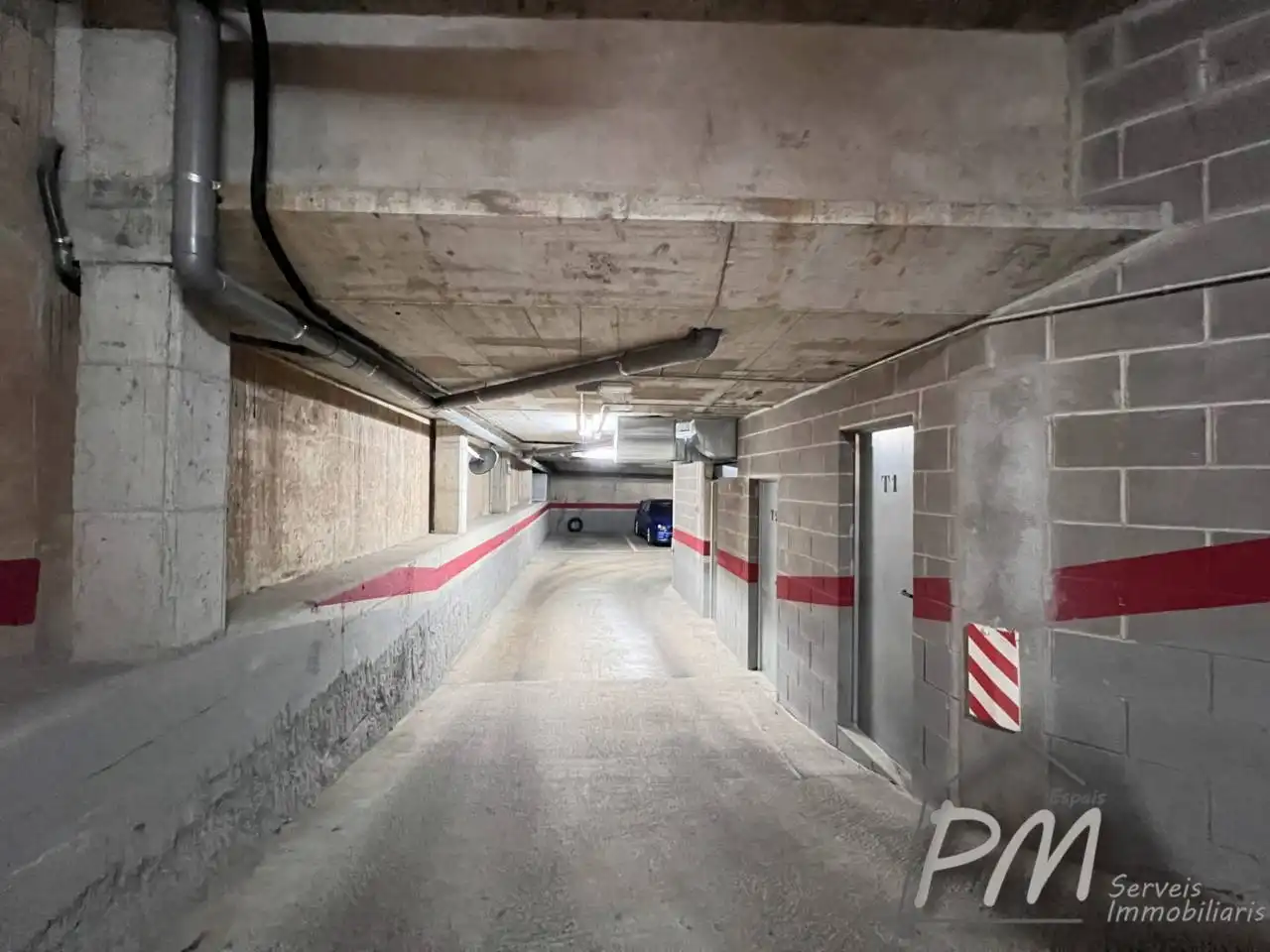 Parking of Garage for rent in Girona