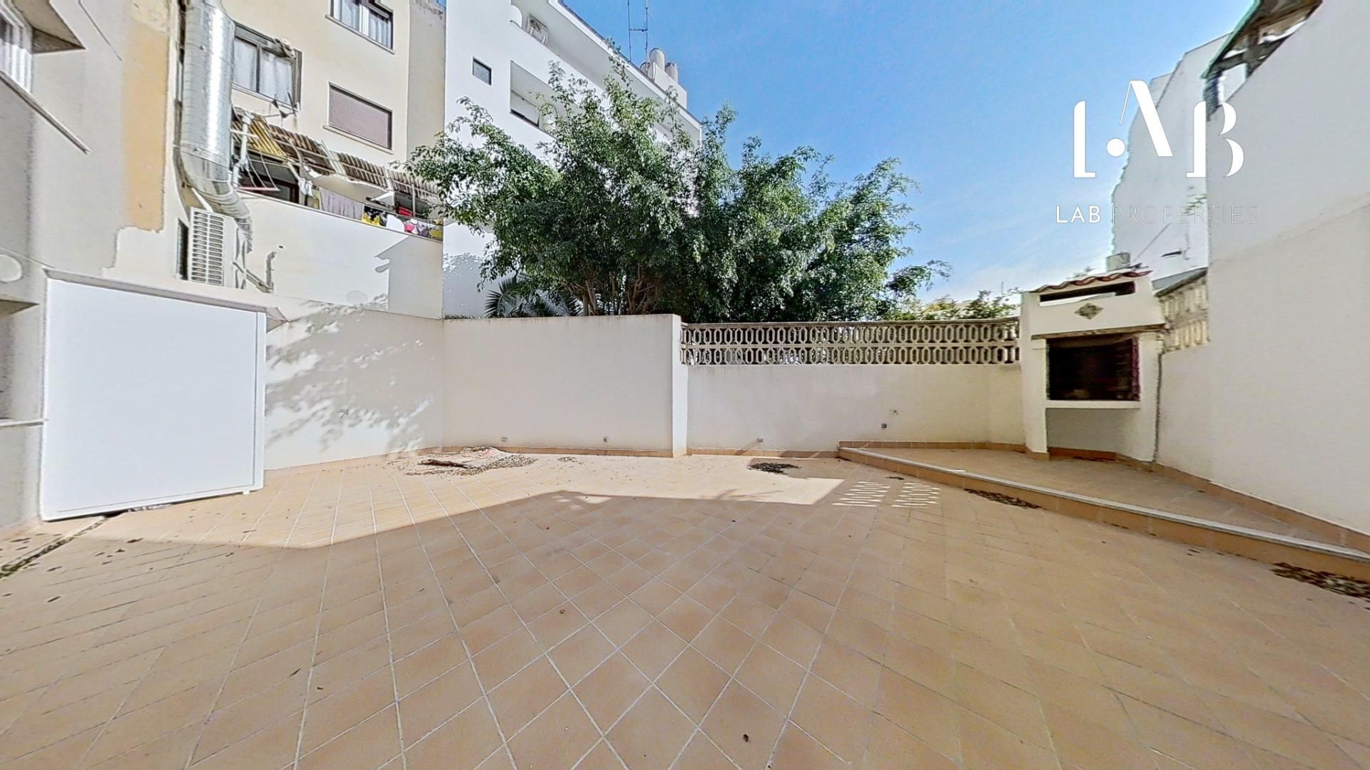 Vista exterior de Planta baixa en venda en  Palma de Mallorca amb Aire condicionat i Terrassa