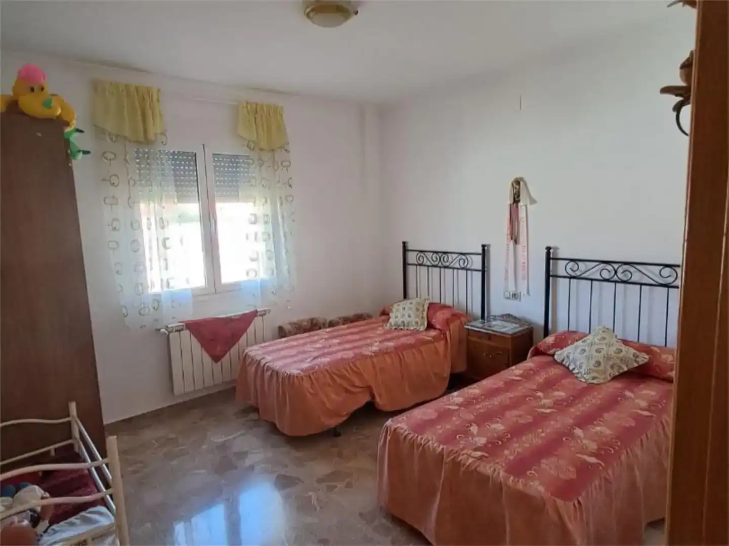 Habitación de Casa adosada en venta en Mahora con Trastero y Balcón