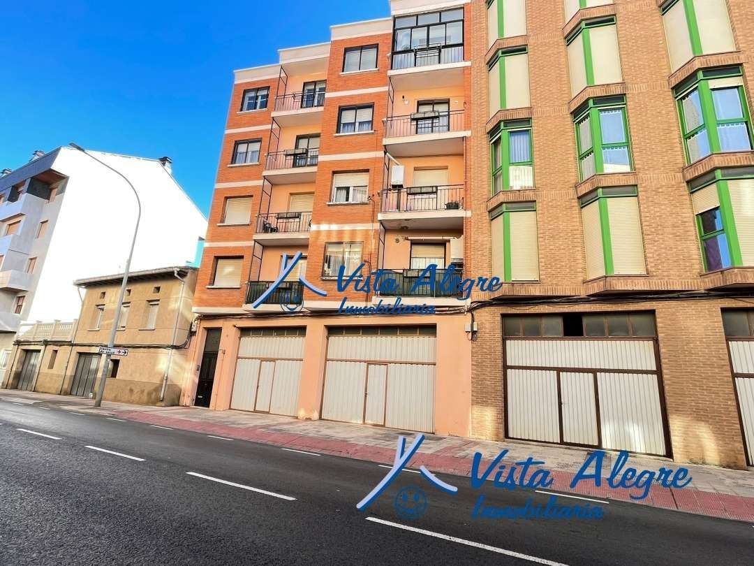 Exterior view of Flat for sale in Santo Domingo de la Calzada  with Heating and Terrace