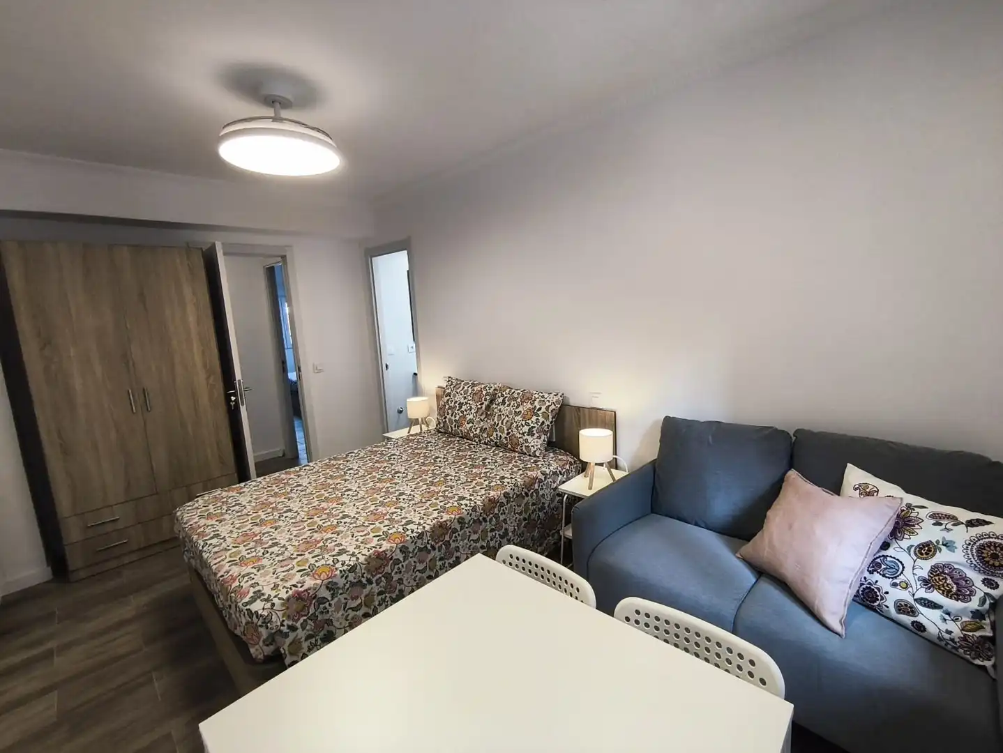 Habitación de Piso para compartir en Madrid con Calefacción, Terraza y Amueblado