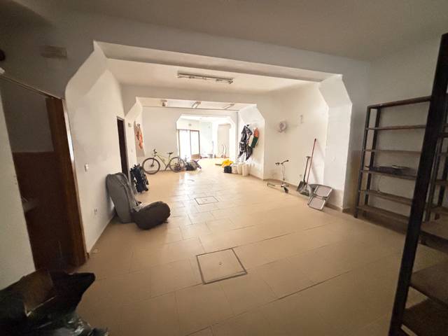 Local comercial en Alquiler en Andújar