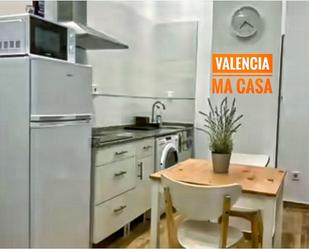 Cuina de Loft de lloguer en  Valencia Capital amb Aire condicionat, Calefacció i Moblat