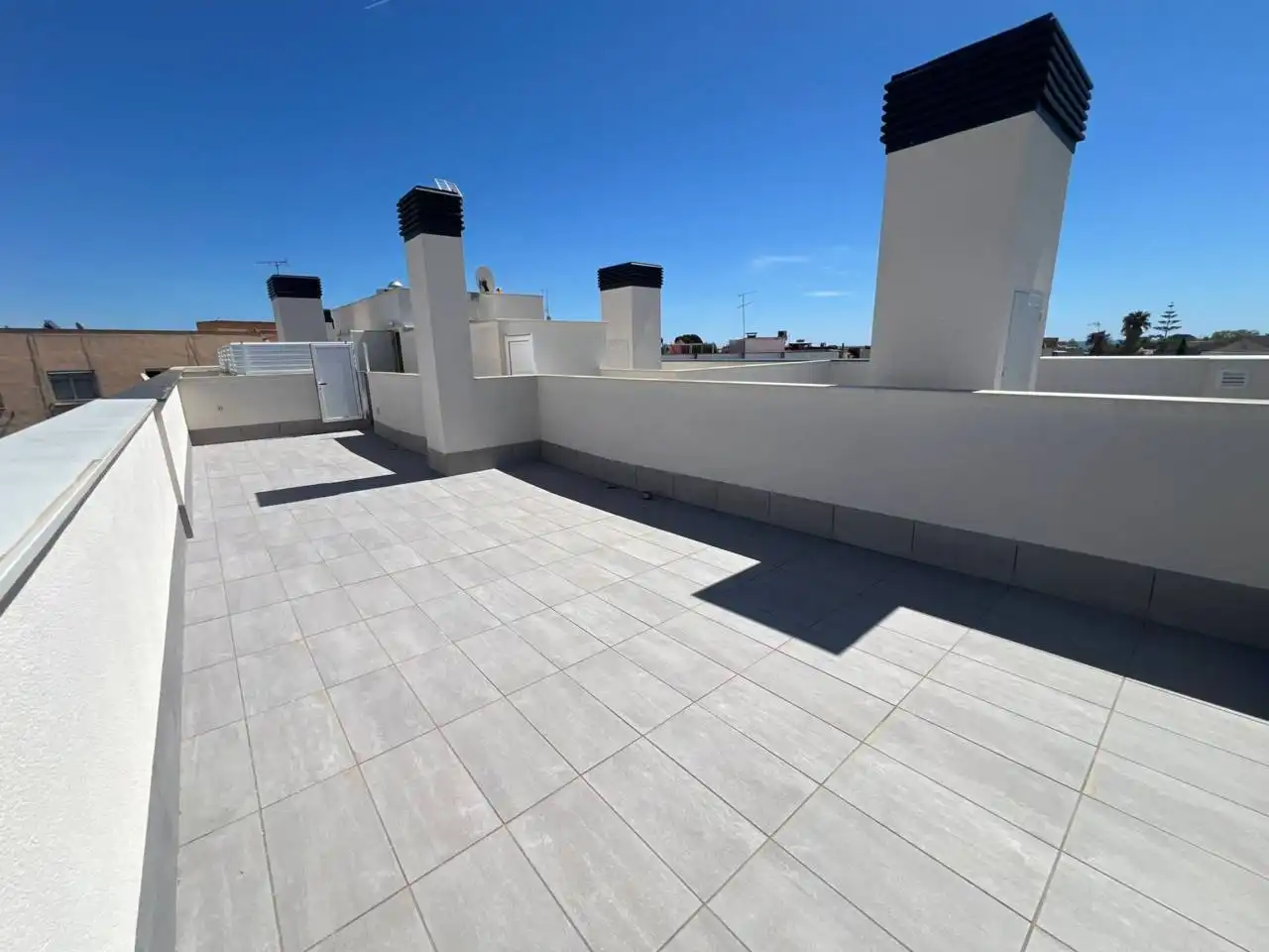 Terrasse von Wohnungen zum Verkauf in Cubelles mit Klimaanlage, Heizung und Parkett
