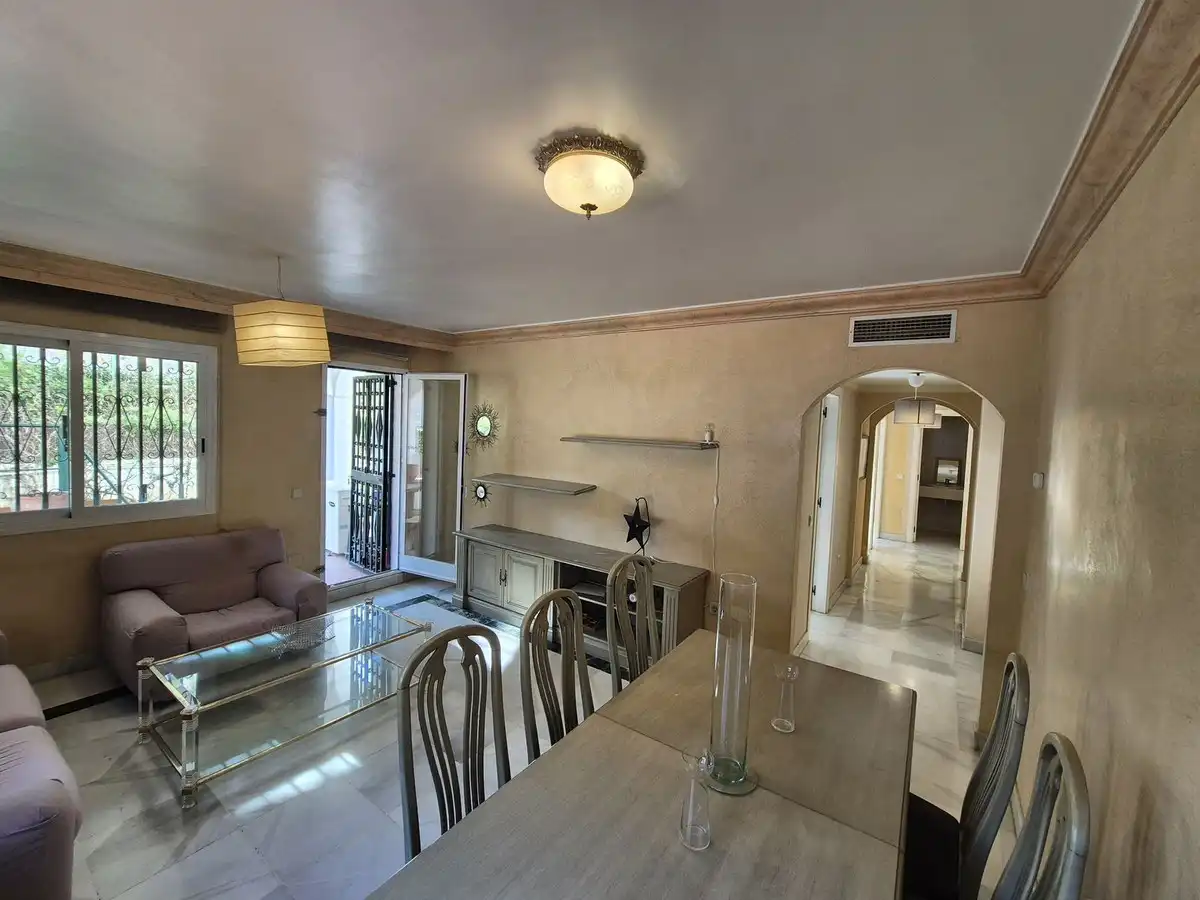 Dining room of Flat for sale in Marbella  with Air Conditioner, Private garden and Terrace