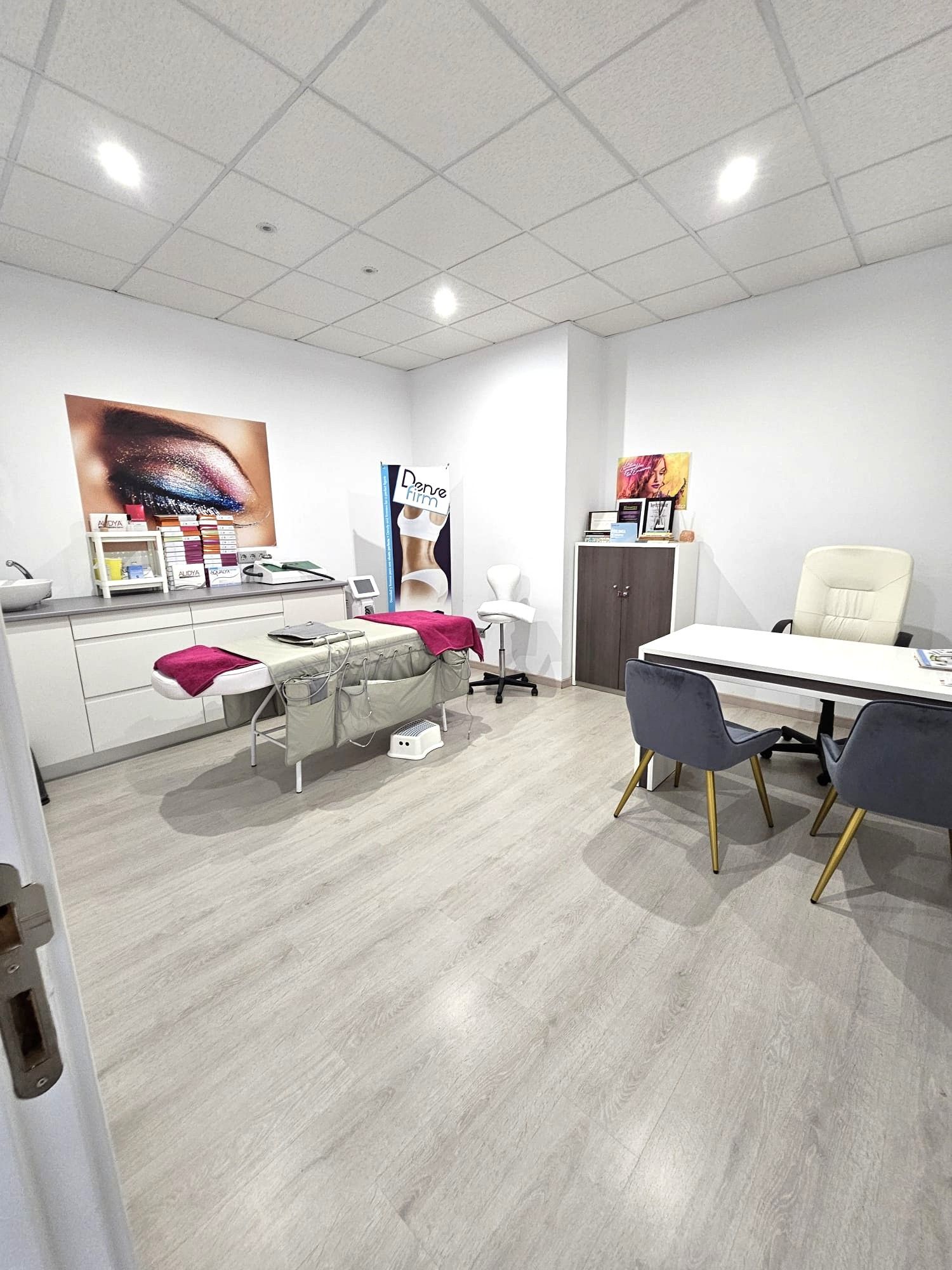 Local de lloguer en Cáceres Capital amb Aire condicionat