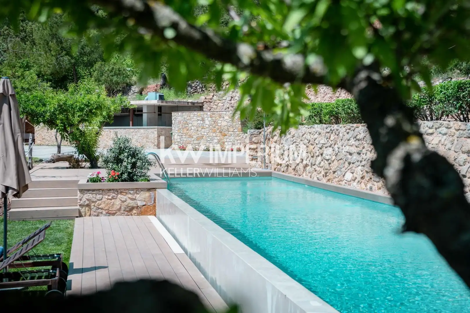 Piscina de Casa o xalet en venda en Colldejou amb Aire condicionat, Jardí privat i Terrassa