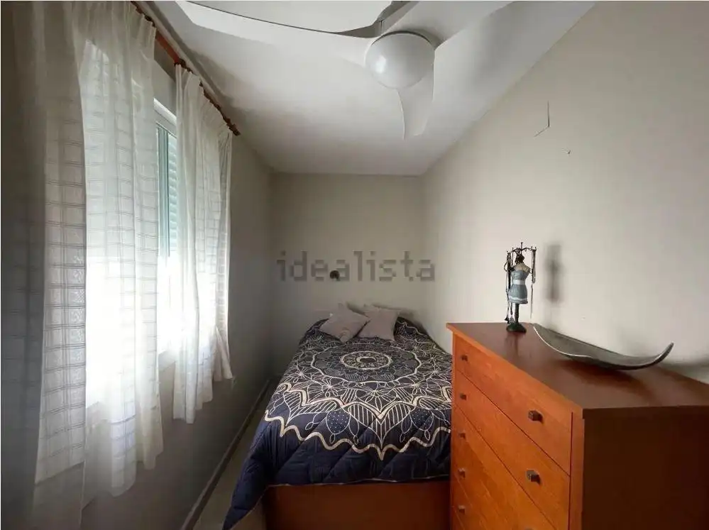 Dormitori de Apartament de lloguer en Moncofa amb Terrassa, Moblat i Balcó