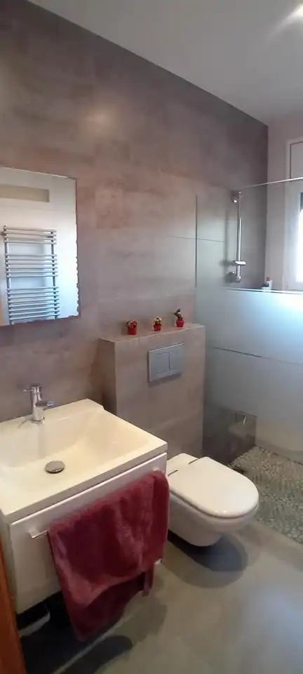 Baño de Casa o chalet en venta en Sant Vicenç de Torelló con Calefacción, Jardín privado y Terraza