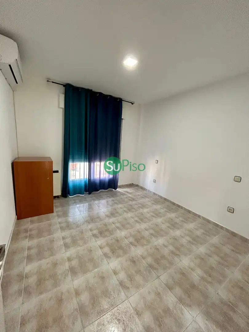 Habitación de Terreno industrial en venta en Illescas