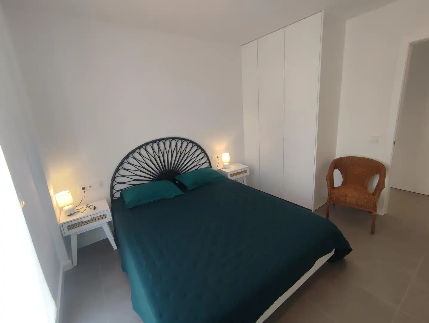 Habitación de Dúplex de alquiler en Palamós con Aire acondicionado, Terraza y Amueblado