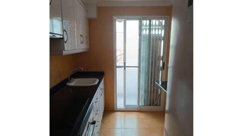 Photo 3 of Flat for sale in Calle Villamarchante, Benimàmet, Valencia Capital