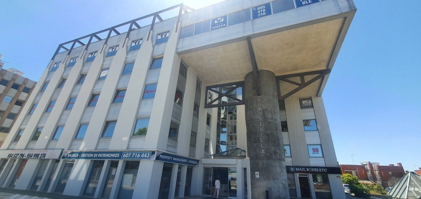 Edifici en venda a Urbadiez - Entrepuentes