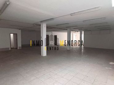 Local comercial en alquiler en Ciutadella