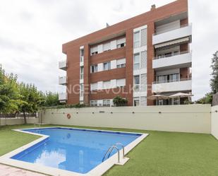 Swimming pool of Apartment for sale in Montgat  with Air Conditioner, Heating and Private garden