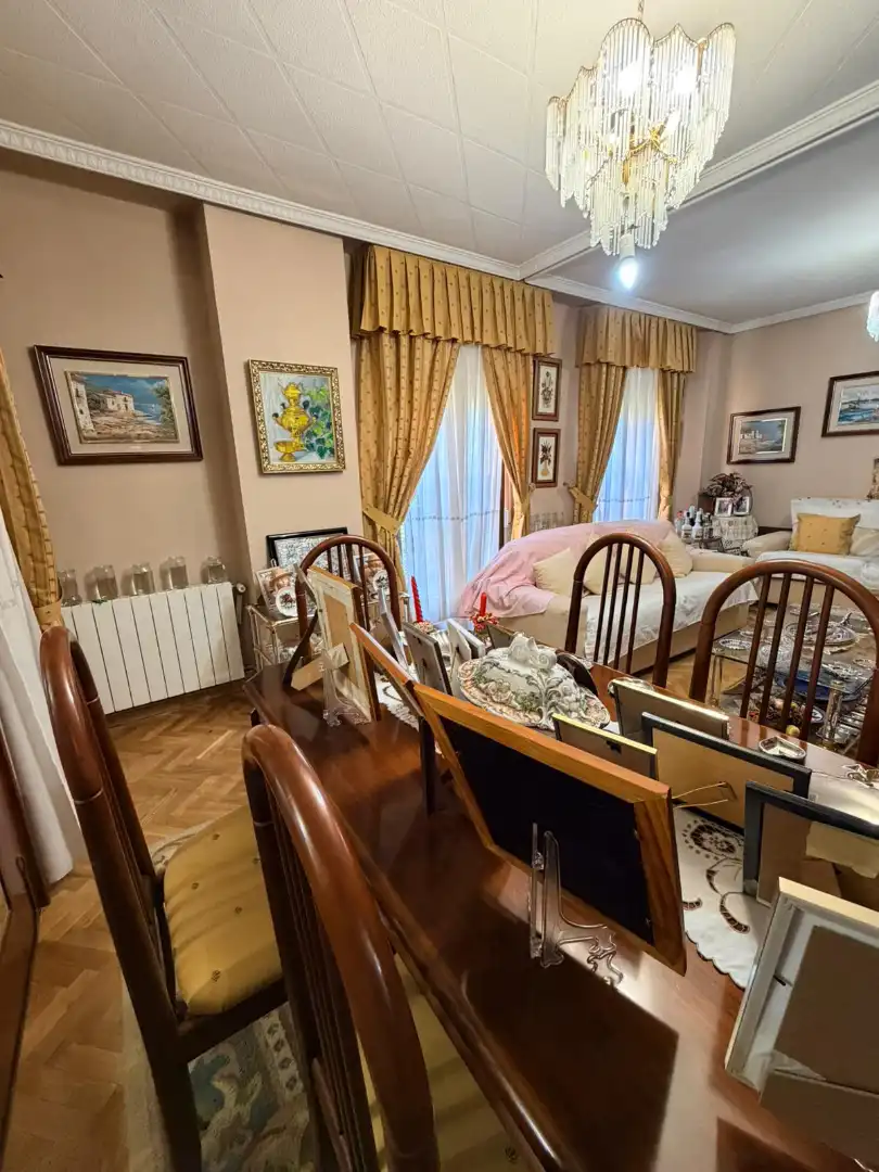 Bedroom of Flat for sale in Madrid  with Air Conditioner, Heating and Terrace