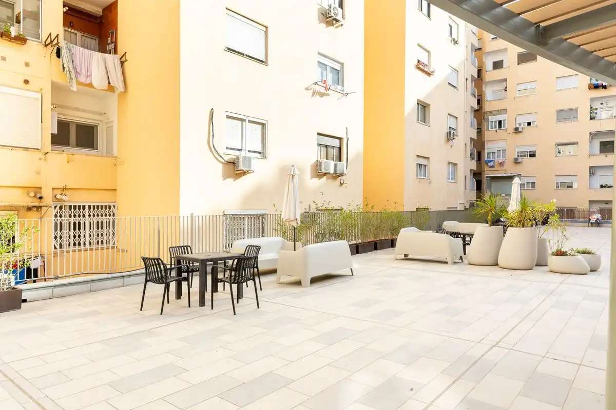 Terrassa de Pis en venda en Valencia amb Calefacció, Piscina i Moblat