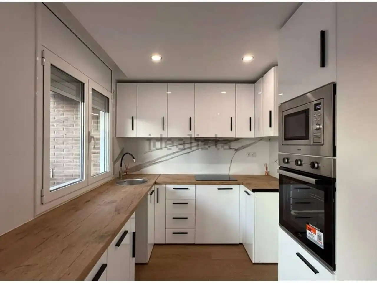 Küche von Dachboden zum Verkauf in Rubí mit Heizung, Parkett und Balkon
