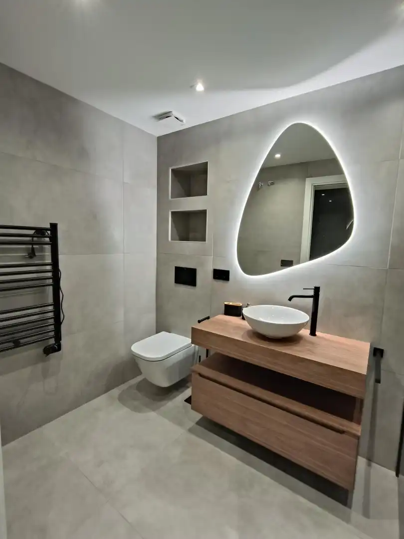 Badezimmer von Wohnung zur Miete in Castellón de la Plana / Castelló de la Plana mit Klimaanlage und Heizung