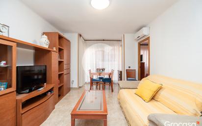 Living room of Flat for sale in El Prat de Llobregat  with Air Conditioner and Balcony