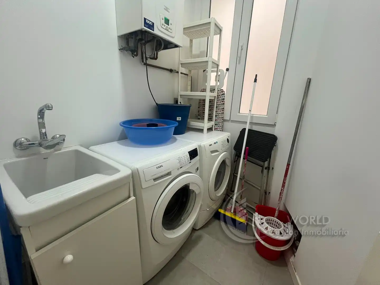 Flat for rent in Madrid  with Air Conditioner, Heating and Furnished