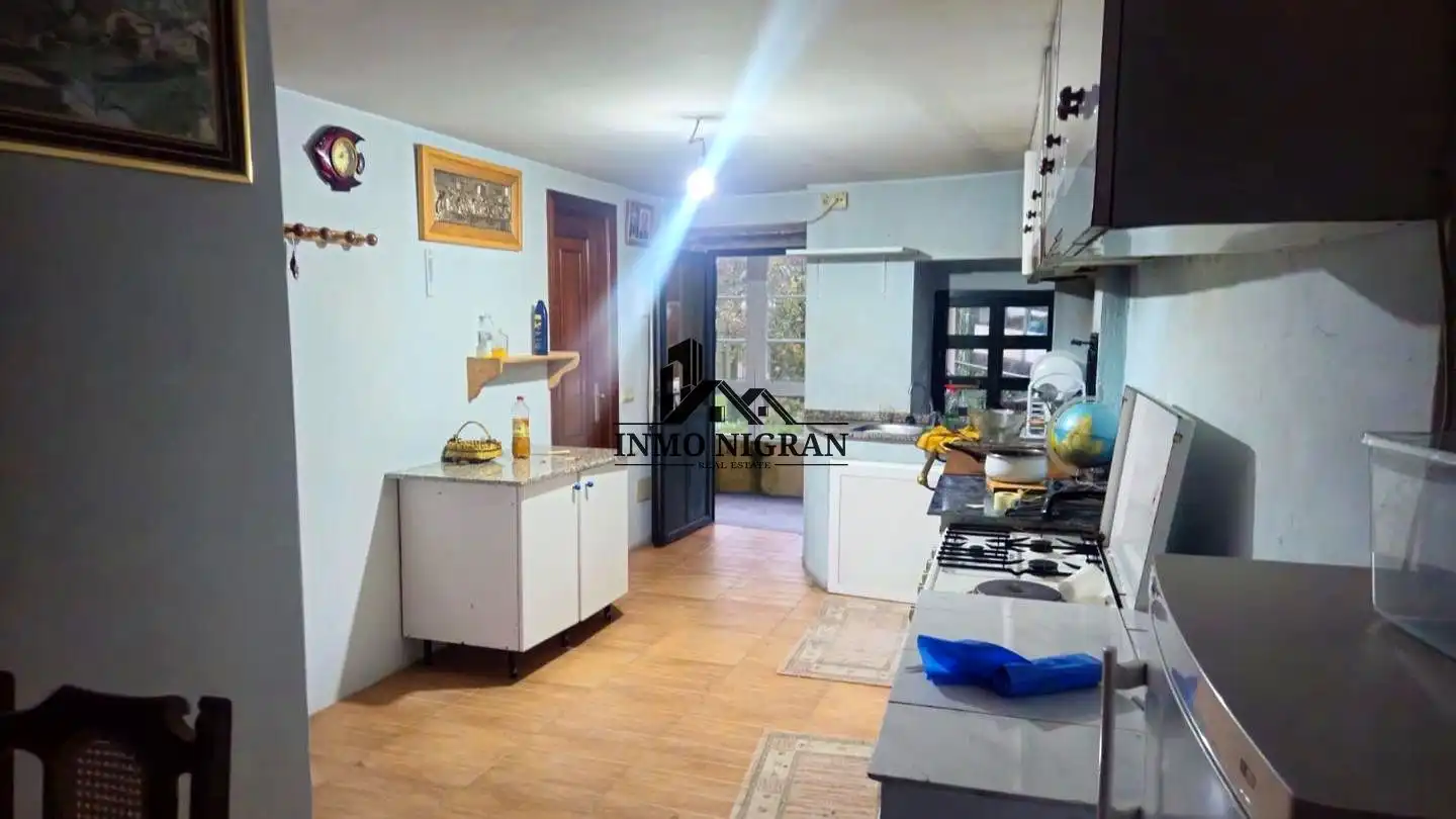 Cocina de Finca rústica en venta en Crecente con Terraza