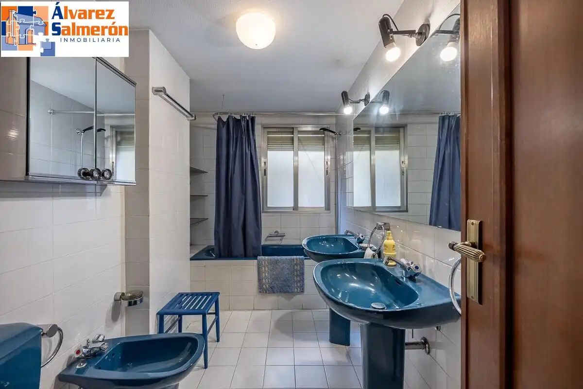 Flat with lift for sale in Beiro, imagen 17