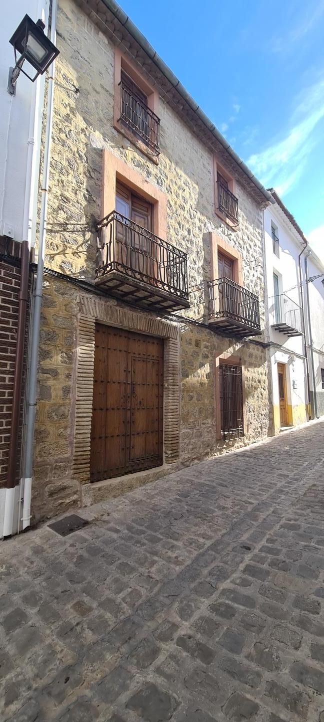 Exterior view of House or chalet for sale in Villacarrillo  with Private garden