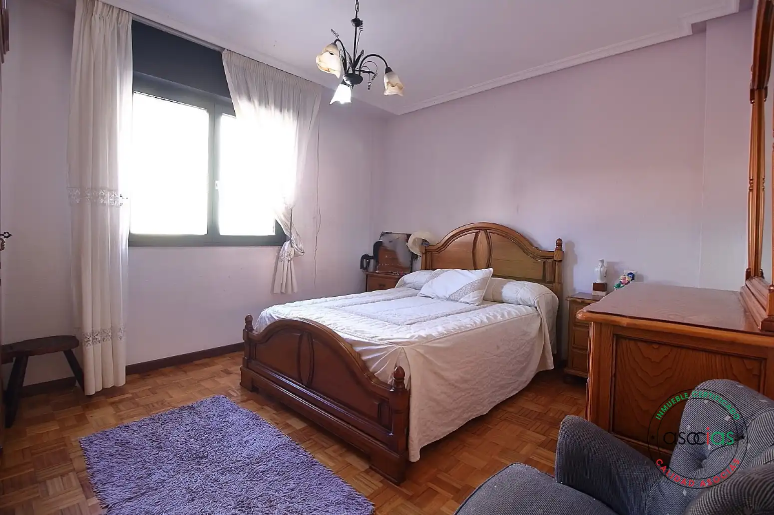 Habitación de Piso en venta en Gijón  con Calefacción, Parquet y Terraza
