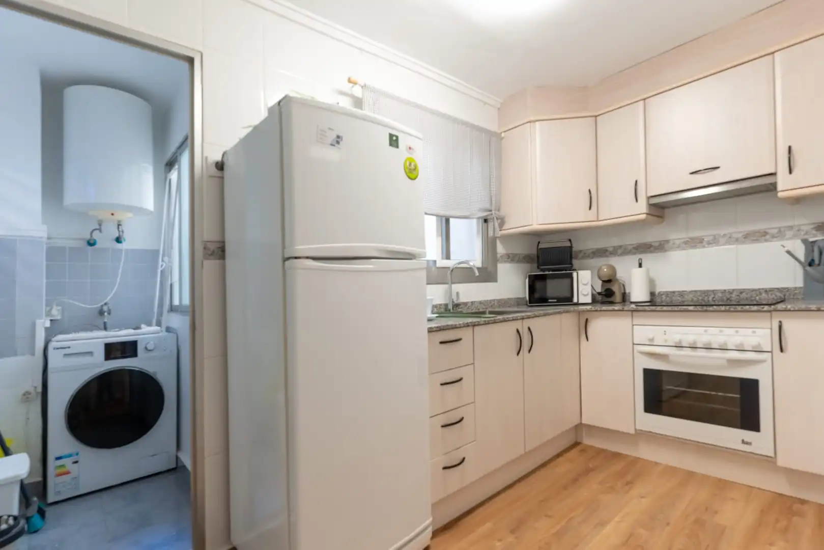 Cocina de Apartamento en venta en Sueca con Aire acondicionado, Calefacción y Parquet