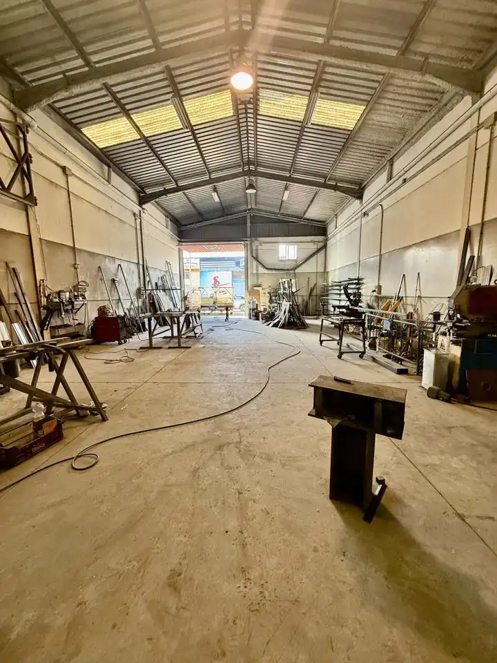 Nau industrial en traspàs a Calle Doña Ana, imagen 21