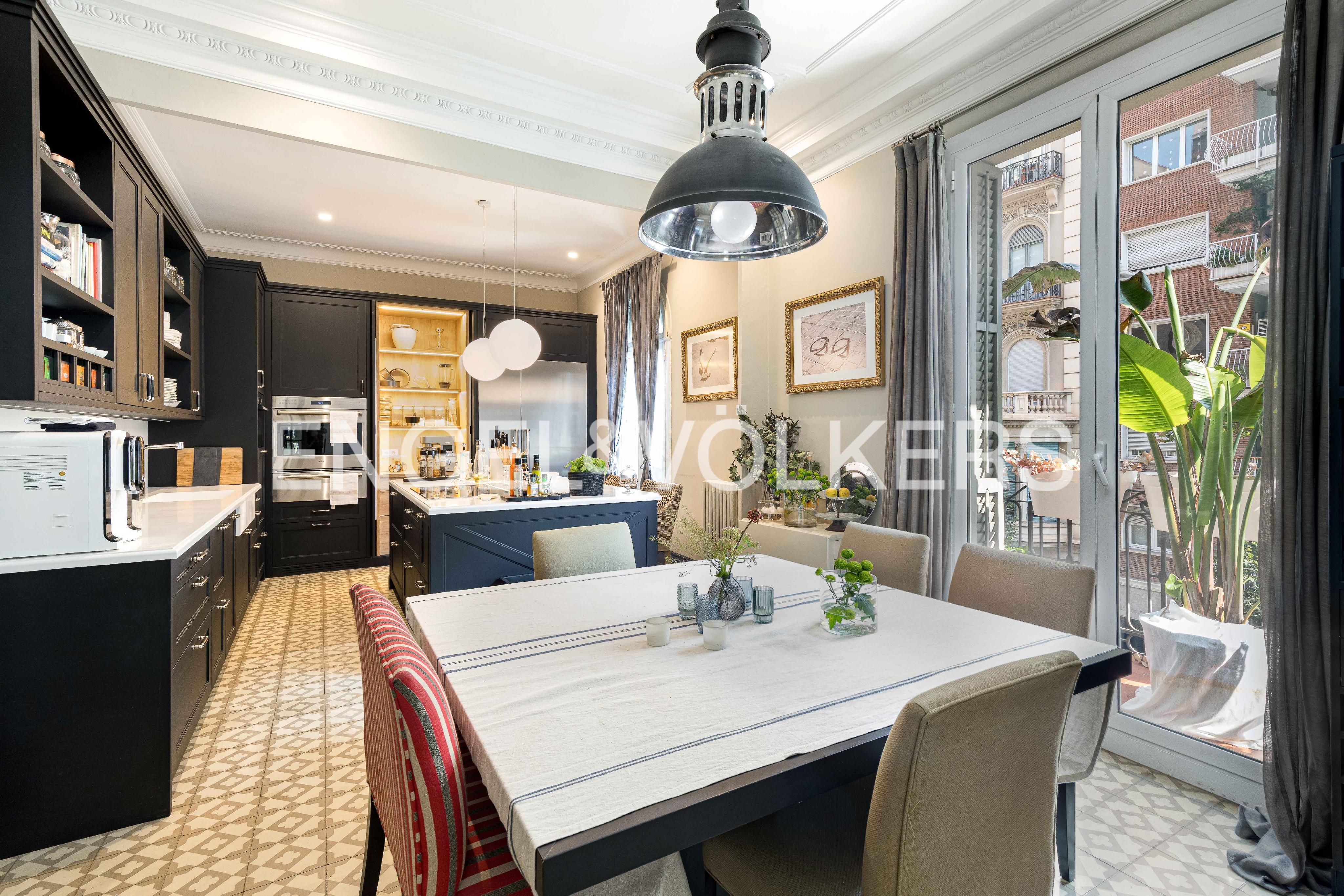 Kitchen of Apartment for sale in  Barcelona Capital  with Air Conditioner, Heating and Furnished