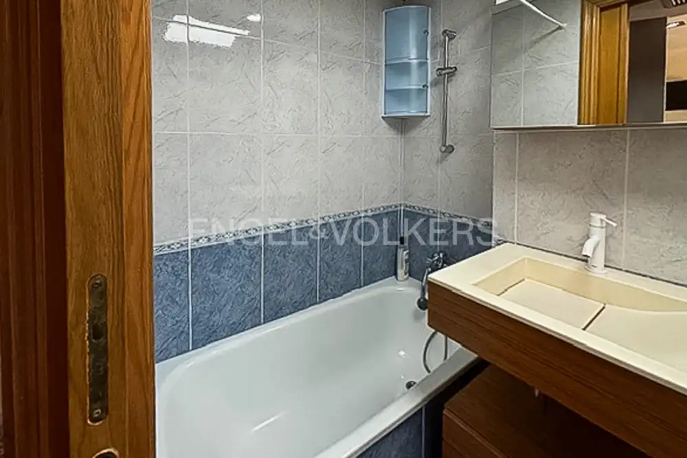 Bany de Àtic de lloguer en Valencia amb Aire condicionat, Calefacció i Terrassa