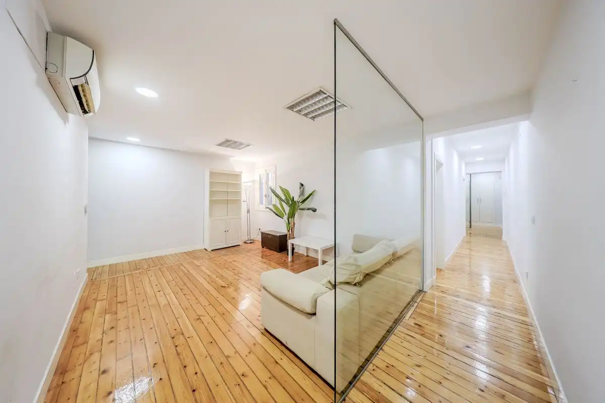 Planta baja en venta en Madrid con Calefacción