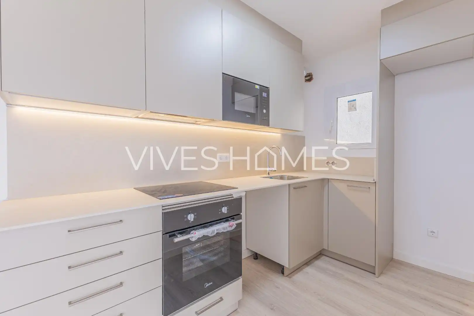 Cocina de Piso en venta en Caldes d'Estrac con Terraza y Balcón