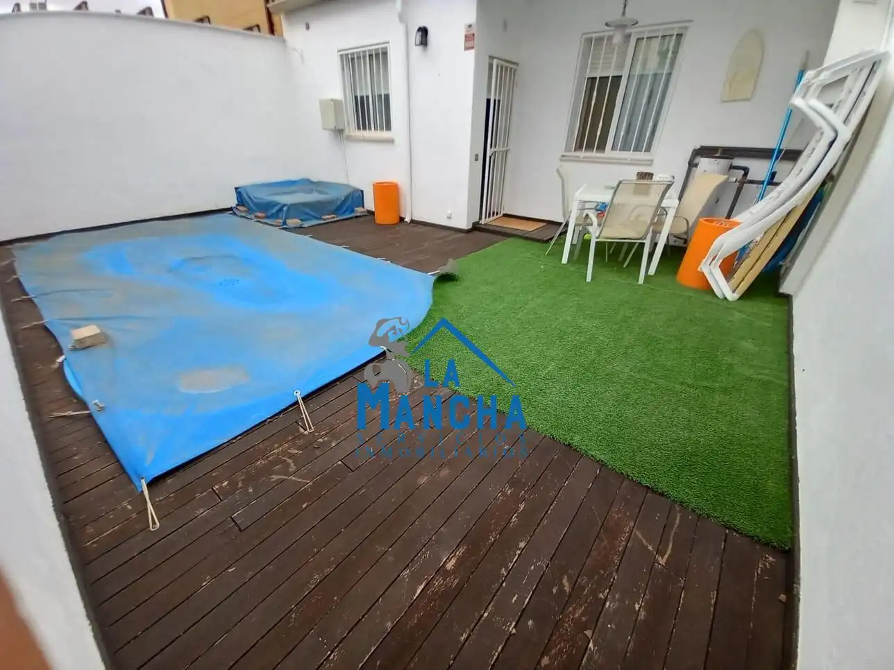 Garten von Einfamilien-Reihenhaus zum Verkauf in La Gineta mit Abstellraum und Schwimmbad