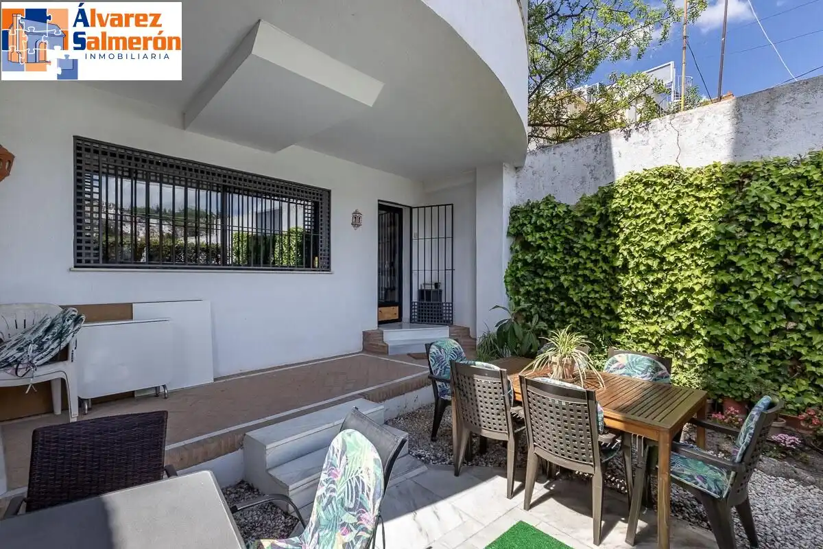 Garden of Houses for sale in Granada  with Air Conditioner, Terrace and Storage room