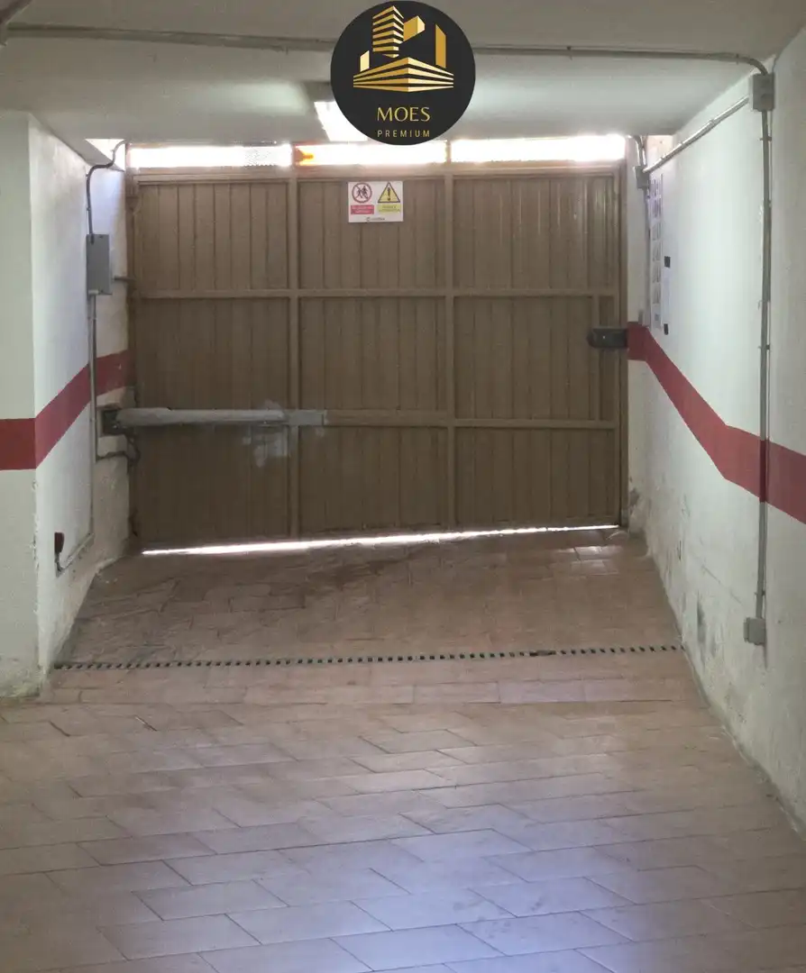 Wohnung zum Verkauf in Mengíbar mit Klimaanlage, Terrasse und Abstellraum
