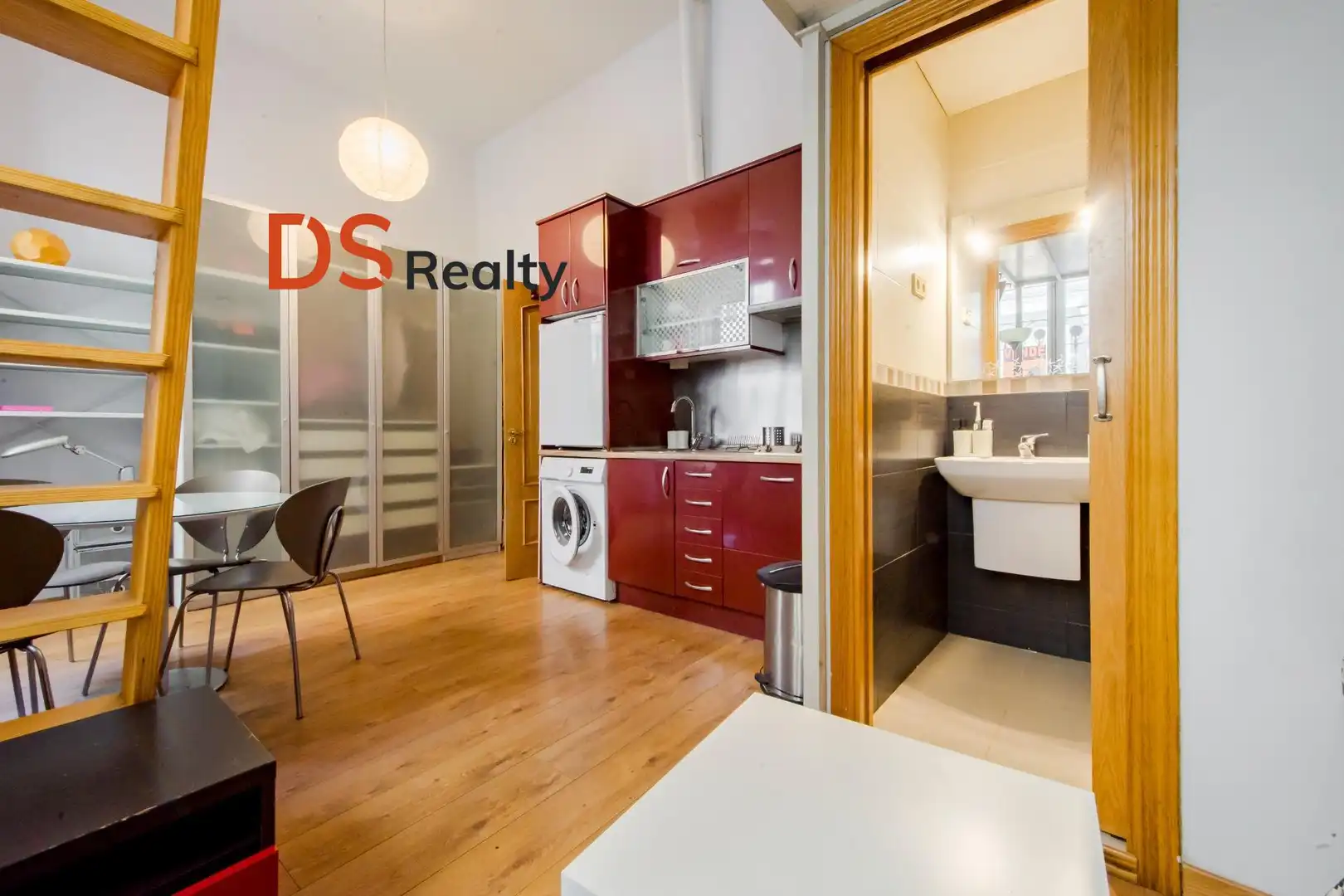 Ground floor with lift for sale in Centro, imagen 2