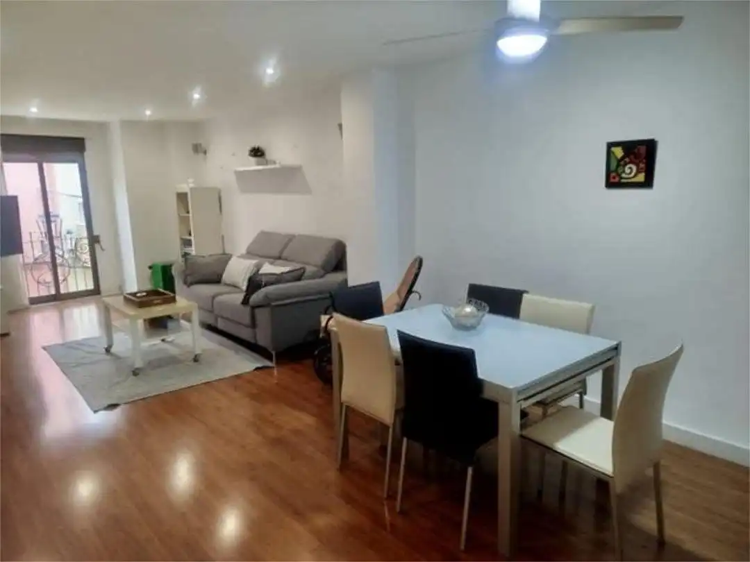 Piso en venta en Alcàsser con Terraza, Amueblado y Balcón