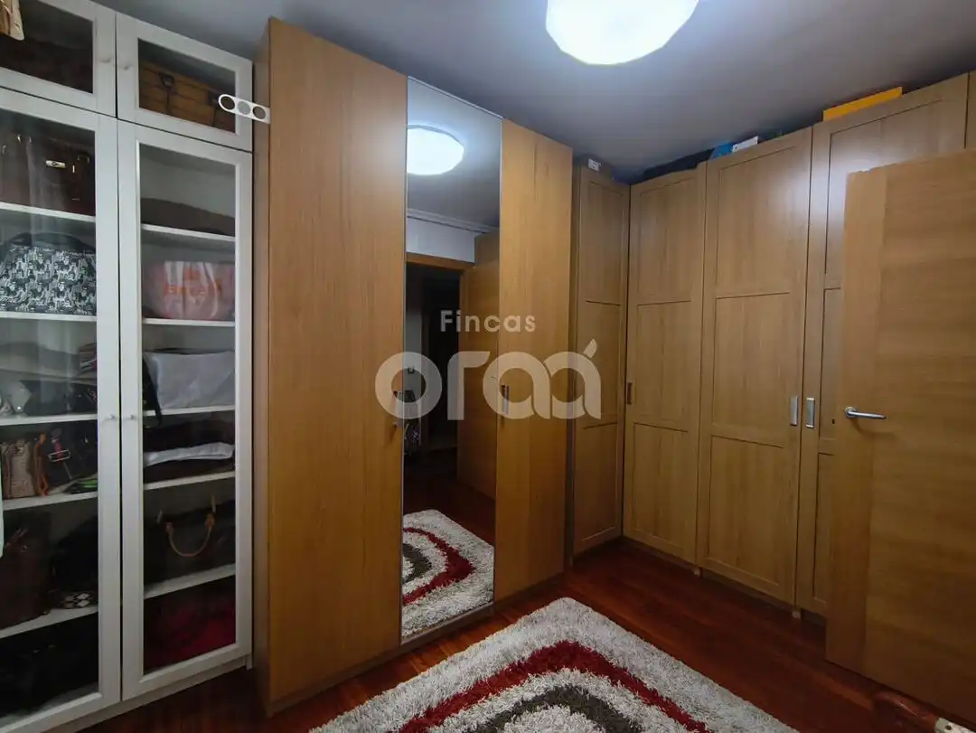 Bedroom of Flat for sale in Santurtzi   with Heating, Storage room and Balcony