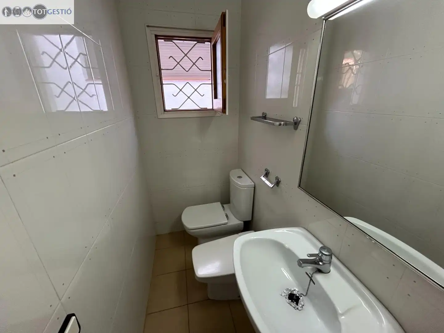 Badezimmer von Wohnung zum Verkauf in Castell d'Aro, Platja d'Aro i s'Agaró mit Terrasse